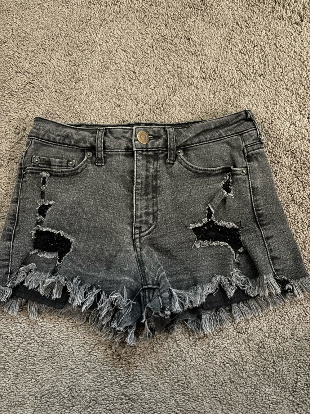 Aeropostale Womens High Waisted Shorty Black Distressed Denim Shorts Size 00